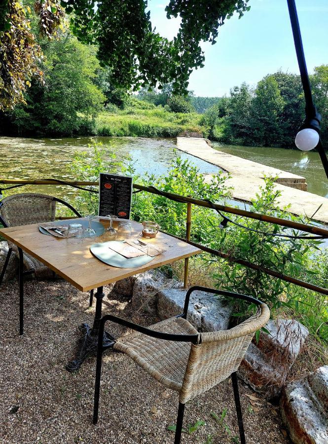 Bed and Breakfast Moulin De Monpoisson Le Puy Exteriér fotografie